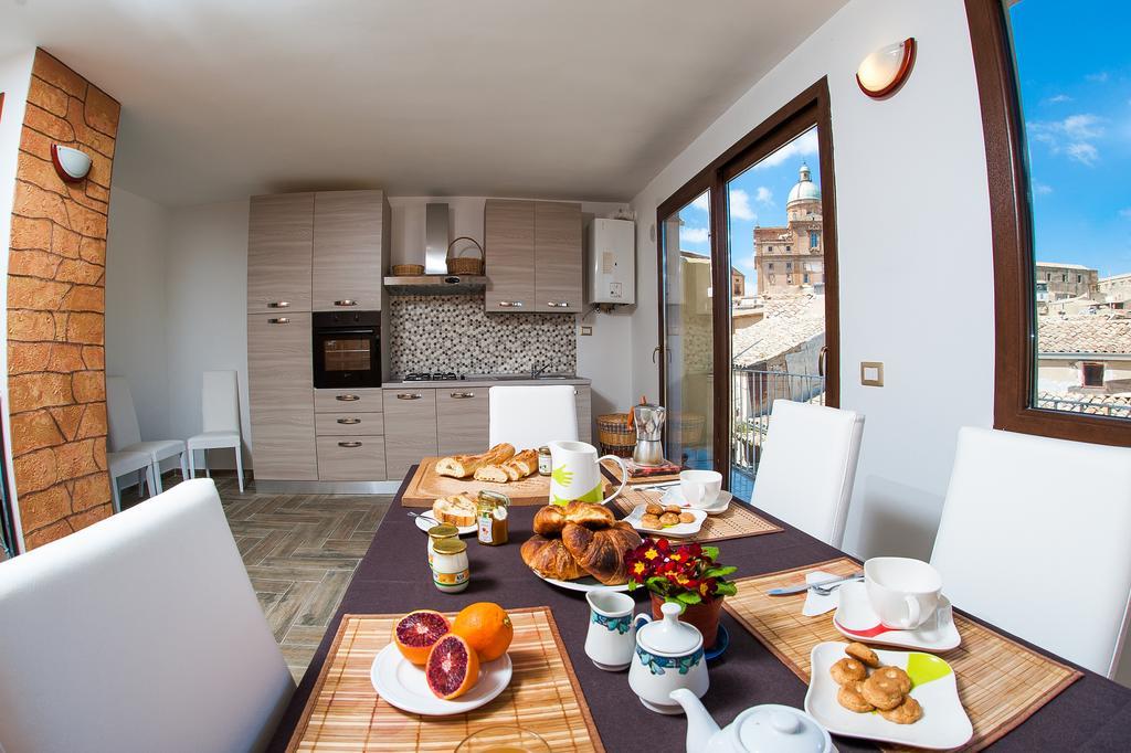 Bed and Breakfast Umberto 33 Пьяцца-Армерина Экстерьер фото